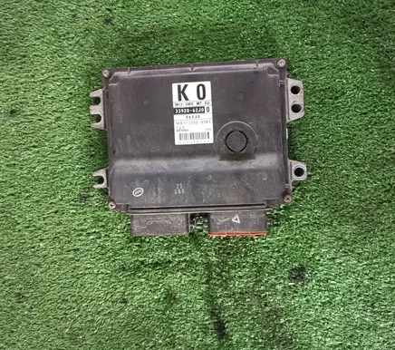 Suzuki Swift I Engine control unit/module ECU 33920-62J00
