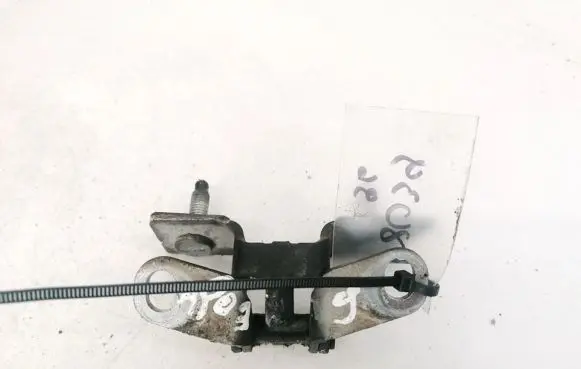 Dodge Caliber Tailgate/trunk/boot hinge