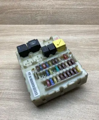 Ford Focus Fuse module 98AG14A073CH 98AG14N089AA