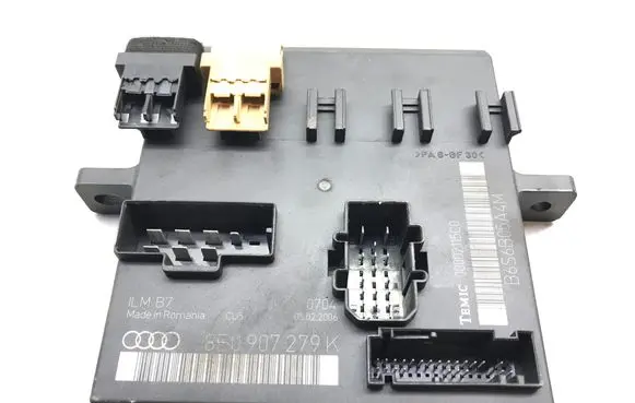 Audi A4 S4 B7 8E 8H Comfort/convenience module 8E0907279K K5111