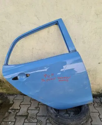 KIA Picanto Rear door