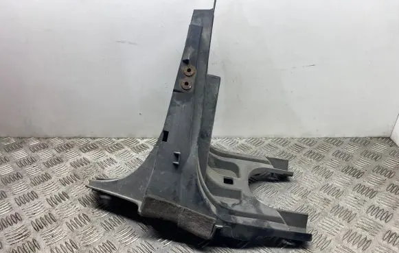 Headlight/headlamp mounting bracket