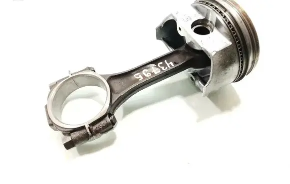 Chevrolet Corvette Piston with connecting rod 