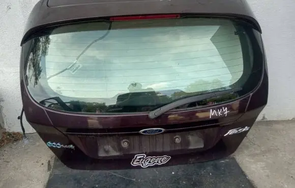 Ford Fiesta Tailgate/trunk/boot lid