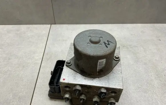 Ford S-MAX ABS Pump CG912C405CB