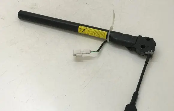 Renault Clio III Front seatbelt 8200454674 33061849A