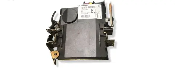 Volvo XC70 Central console control unit 30782711 30782735 442411450038