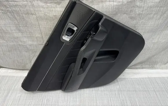 KIA Sorento IV Rear door card panel trim