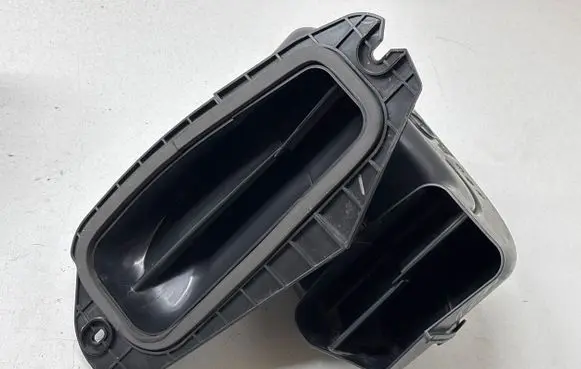 Dodge Durango III Air intake duct part 68110221AB 14816