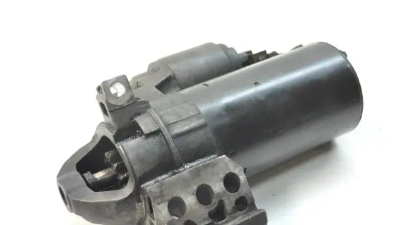 BMW 5 E60 E61 Starter motor 7801203