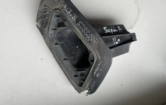 Skoda Superb B8 (3V) Headlight washer nozzle holder 3V0807942