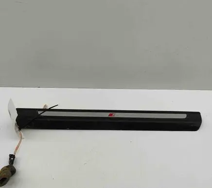 Audi Q8 Front sill trim cover 4M8947406A