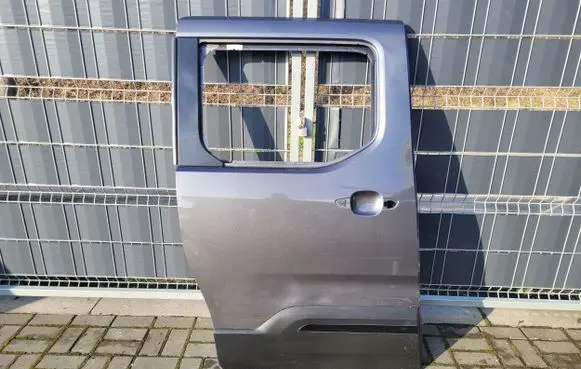 Peugeot Rifter Rear door 90280247