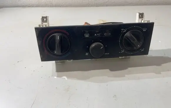 Peugeot 406 Climate control unit 658634F 3R2830 69360001