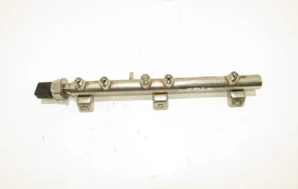 BMW 1 E81 E87 Fuel main line pipe 753731905