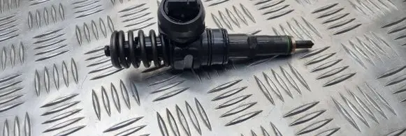 Audi A4 S4 B6 8E 8H Fuel injector 038130073AR 0414720214