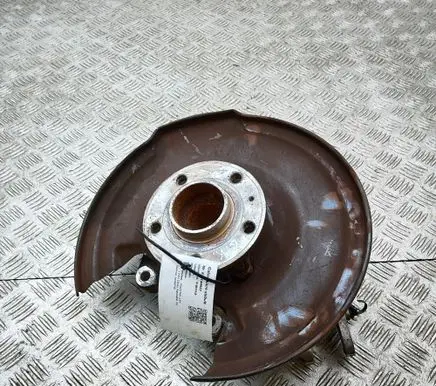 Polestar 2 Rear wheel hub 31681851