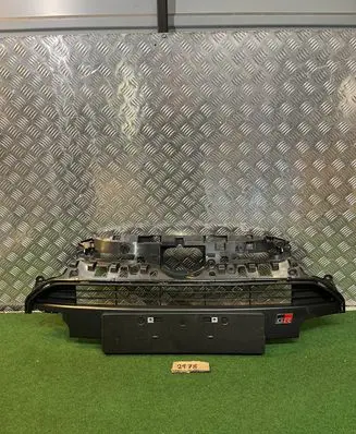 Toyota Yaris XP210 Front grill 5310252370
