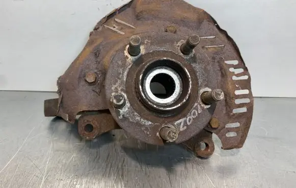 Subaru Impreza II Front wheel hub