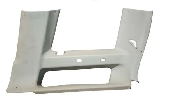 Land Rover Discovery (D)pillar trim (top) EQT100430UM