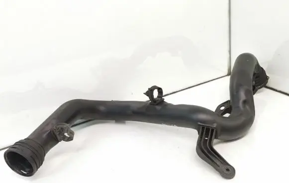 Volkswagen Golf V Intercooler hose/pipe 1K0145762F 1K0145770B