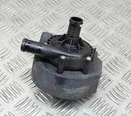 Tesla Model S Electric auxiliary coolant/water pump 106747300F