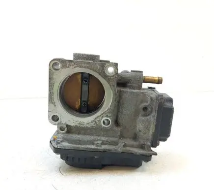 Honda HR-V Throttle valve M1604015R70