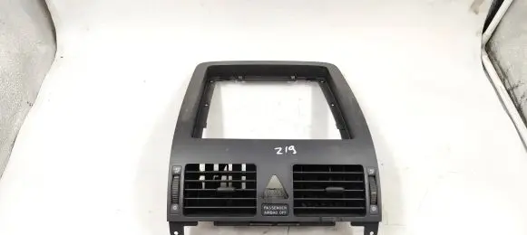 Volkswagen Touran I Dash center air vent grill 1T1819728B