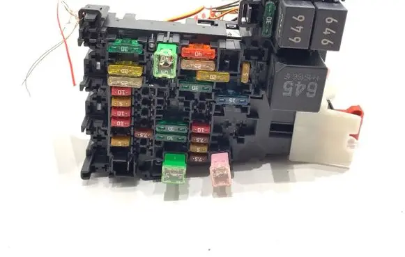 Volkswagen Golf VII Fuse box set 5Q0937615C
