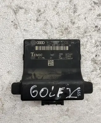 Volkswagen Golf V Gateway control module 1K2858341