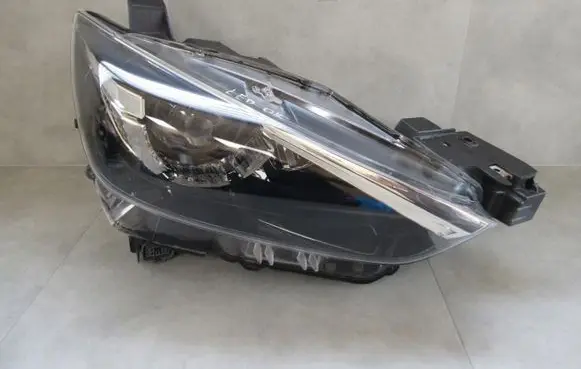 Mazda CX-3 Headlight/headlamp D10E-51030