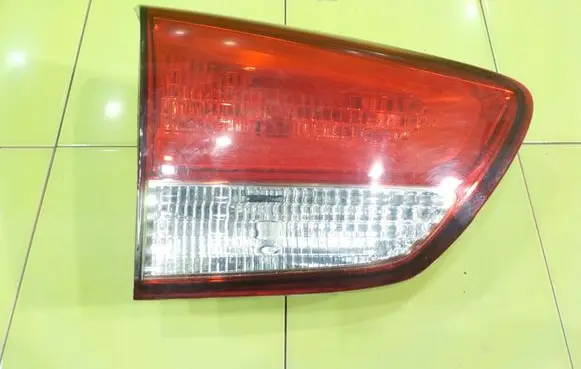 KIA Carens III Rear/tail lights 92403A4