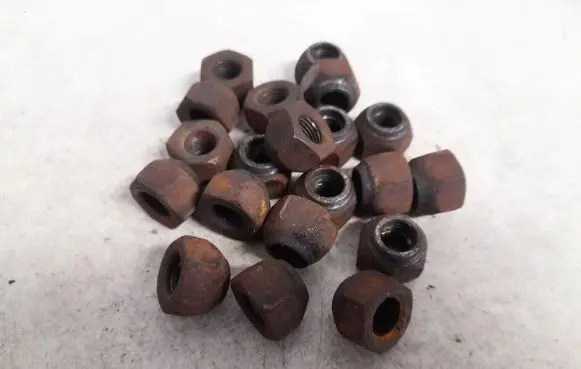 Nissan Primera Nuts/bolts 