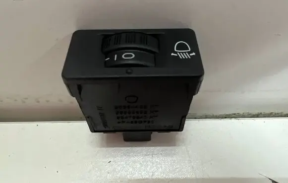 Peugeot 207 Headlight level height control switch 96384422