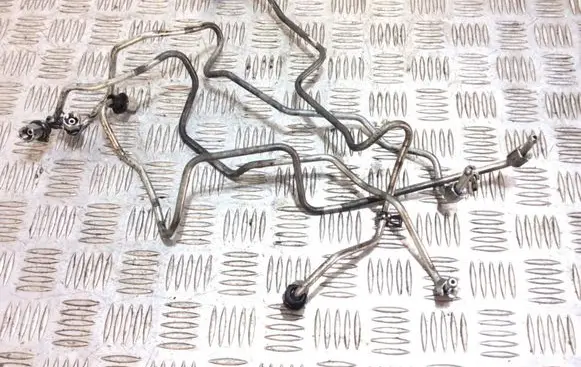 Subaru Legacy Fuel main line pipe