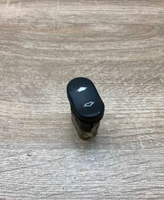 Ford Focus Electric window control switch 98AG14529CB