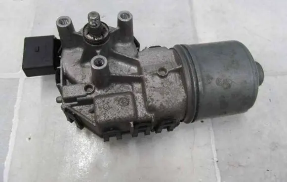 Volkswagen PASSAT B5.5 Wiper motor 3B2955119B 12285