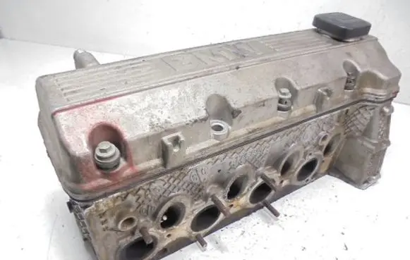 BMW 3 E36 Engine head 1743987