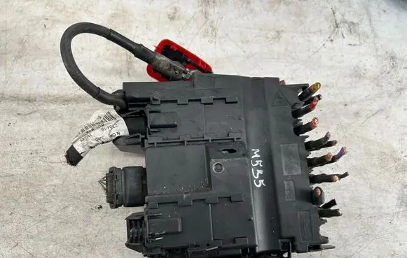 Peugeot 308 BSM Control unit 9675349880 22661F01