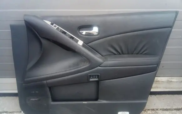 Nissan Murano Z51 Front door card panel trim