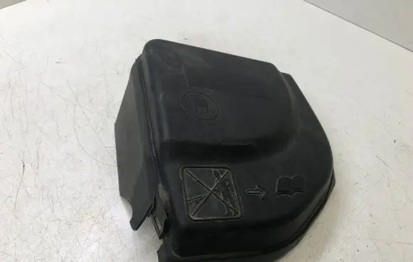 Citroen C4 Grand Picasso Fuse box cover 9658418180
