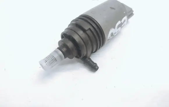 BMW 3 E90 E91 Windscreen/windshield washer pump 6934159