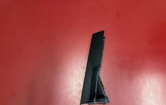 BMW X1 U11 Rear door glass trim molding 9451606