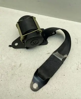 Nissan Primera Rear seatbelt 5426051