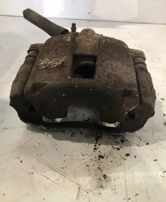Citroen C4 I Front brake caliper