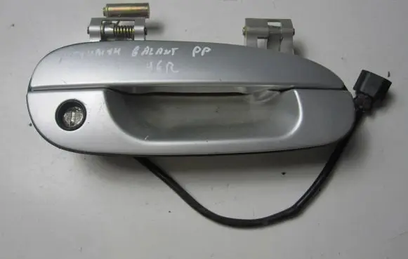 Mitsubishi Galant Front door exterior handle