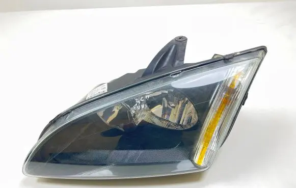 Ford Focus Headlight/headlamp 4M5113W030KB 10179