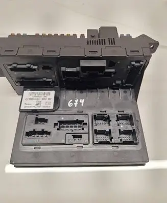 Mercedes-Benz E W211 Fuse module 2115454201