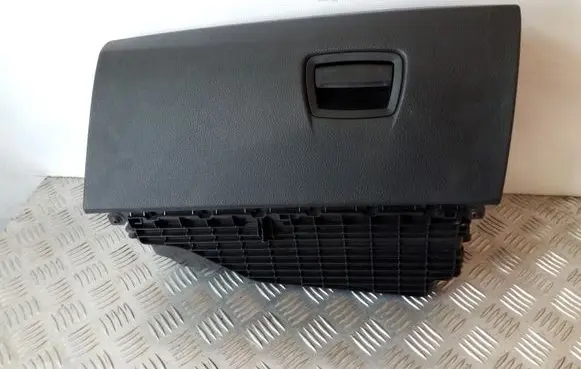 BMW 5 F10 F11 Glove box 9192998 9192997 9205981