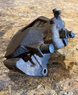 Opel Zafira B Front brake caliper 11817100221 FN35725 9824